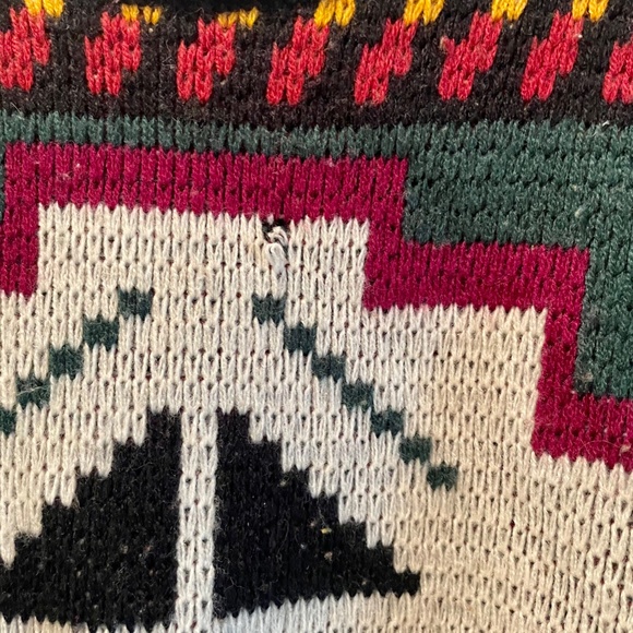 90s Vintage Sweater - Picture 2 of 3